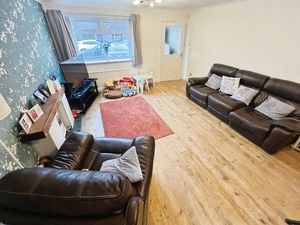 Lounge- click for photo gallery